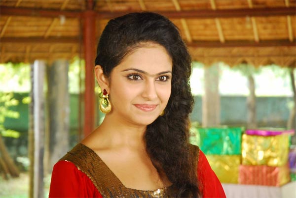 avika gor,chinnari pellikuthuru,cinema chupisthe mava,isha deol  ఆస్కార్ కే సినిమా చూపిస్తున్న అవికా గోర్!